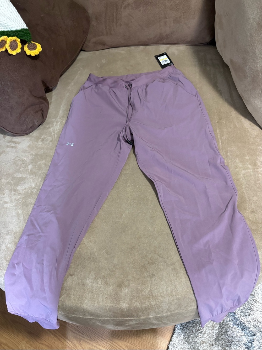Under Armour Mauve Lightweight Athletic Joggers